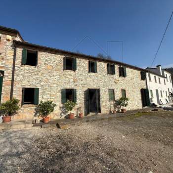 Casa a schiera in vendita a Cinto Euganeo (Padova)