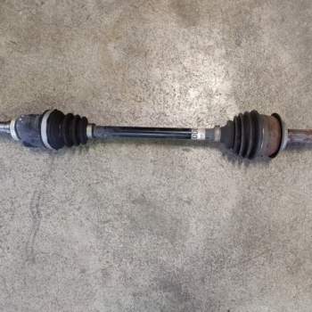 Semiasse sx TOYOTA YARIS 998cc benzina 2016