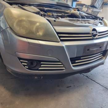 Paraurti anteriore OPEL ASTRA H  del 2005