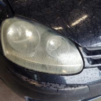 Proiettore destro VOLKSWAGEN GOLF 5  del 2004