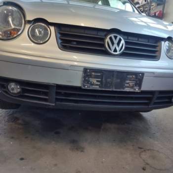 Paraurti anteriore VOLKSWAGEN POLO  del 2004