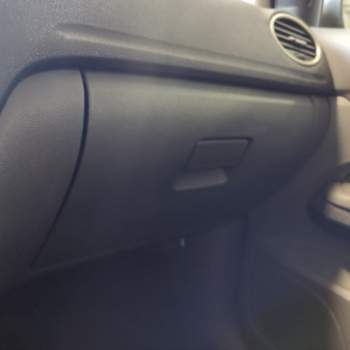 Cassetto portaoggetti FORD FOCUS  del 2006