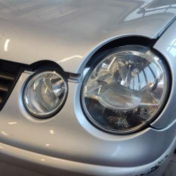 Proiettore sinistro VOLKSWAGEN POLO  del 2004