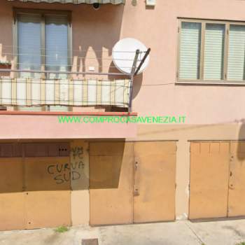 Garage in vendita a Venezia (Venezia)