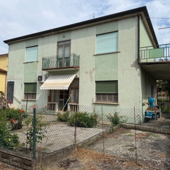 MALCONTENTA Luminoso Appartamento con 3 camere 