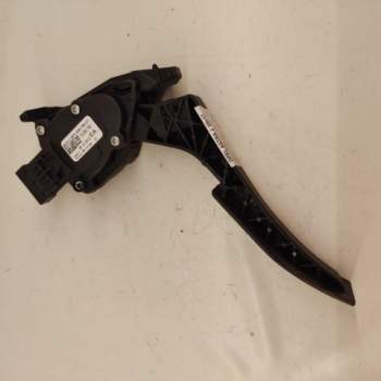 Pedale accel OPEL ASTRA J 1686cc diesel 2013