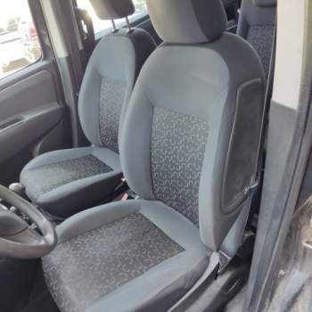 Sedile anteriore sx FIAT DOBLO  del 2011