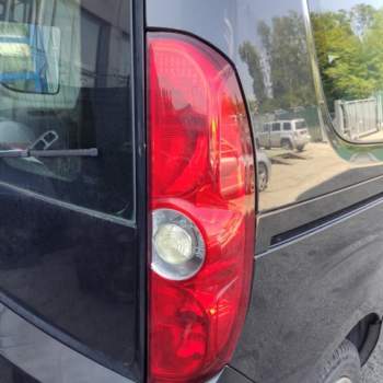 Fanale posteriore destro FIAT DOBLO  del 2011