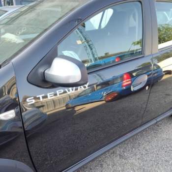Porta anteriore sx nuda DACIA SANDERO  del 2018