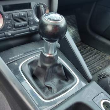 Leva cambio AUDI A3 1968cc TDI  del 2007