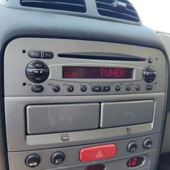 Autoradio ALFA ROMEO 147  del 2005