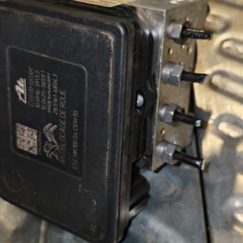 Gruppo abs PEUGEOT 208 1199cc benzina  del 2019