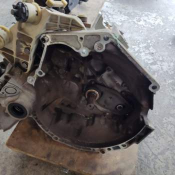 Cambio PEUGEOT 207 1400cc benzina  del 2007