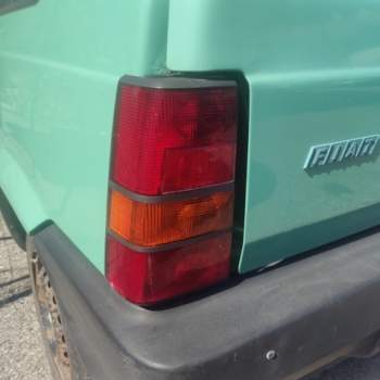 Fanale posteriore sinistro FIAT PANDA  del 2002