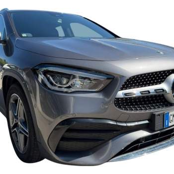 MERCEDES-BENZ GLA 180