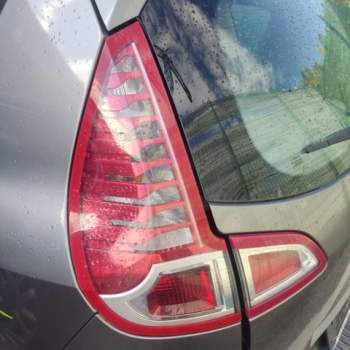 Fanale posteriore sinistro RENAULT SCENIC 2010