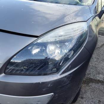 Proiettore sinistro RENAULT SCENIC  del 2010
