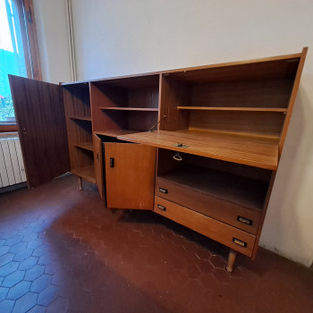 Mobile in legno massiccio 