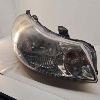 Proiettore destro FIAT SEDICI  del 2007