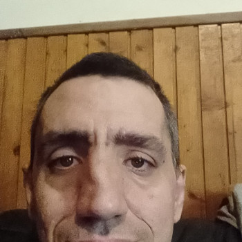 cerco urgentemente un lavoro 