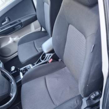 Sedile anteriore sx KIA CEE'D  del 2009