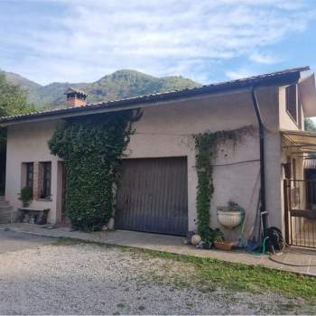MAGAZZINO+GARAGE+TERRENO EDIF. a Miane