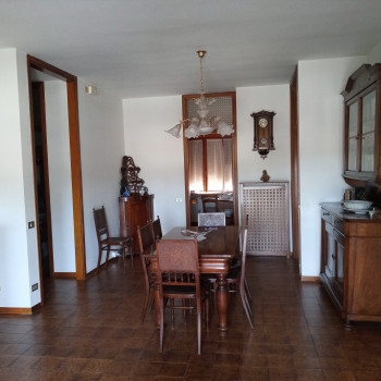 TRICAMERE AL SECONDO E ULTIMO PIANO