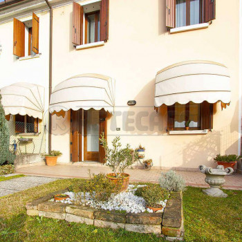 Terratetto plurifamiliare 90 mq, buono stato, Casale sul Sile