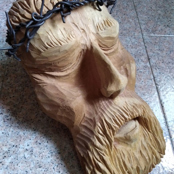 Cristo scolpito in legno di cirmolo 