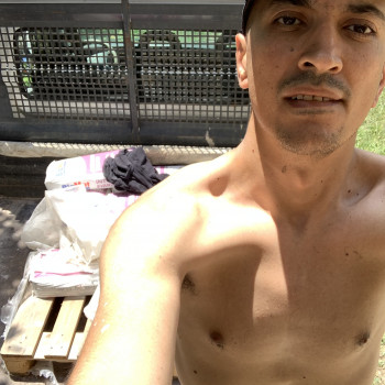 Cerco Donna simpatica e interssante per convivenza a torino