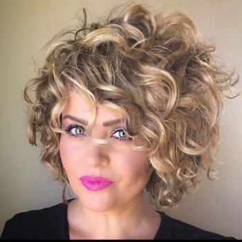 Ciao mi chiamo Daniela e cerco un uomo serio e fedele per scopo matrimonio 