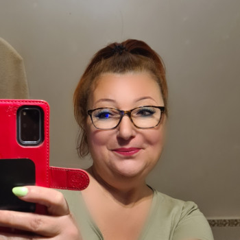 Anna 56 anni cerca amiche/i