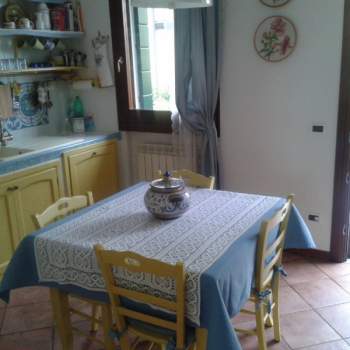 Trifamiliare in vendita a Baone (Padova)