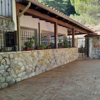 Villa in vendita a Montelepre (Palermo)