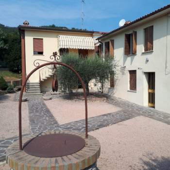 Bifamiliare in vendita a Monselice (Padova)