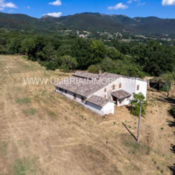 Rustico in vendita a Massa Martana (Perugia)