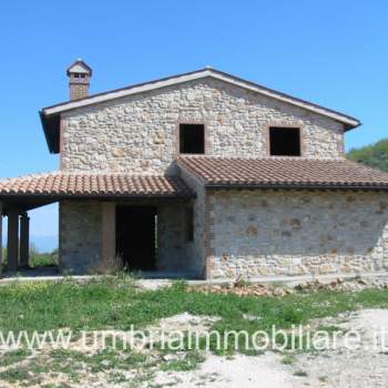 Rustico in vendita a Todi (Perugia)