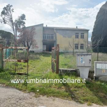 Villa in vendita a Cannara (Perugia)