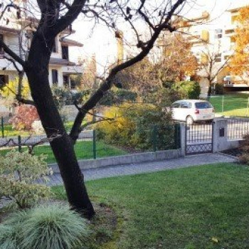 Villetta trifamiliare