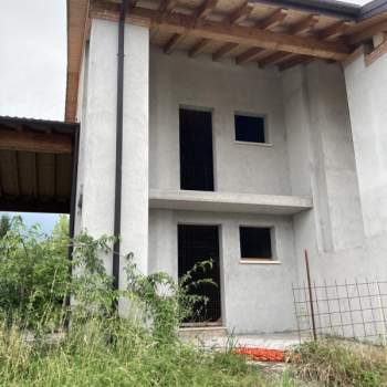 Casa a schiera in vendita a Borso del Grappa (Treviso)