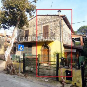 Casa a schiera in vendita a Gualdo Cattaneo (Perugia)