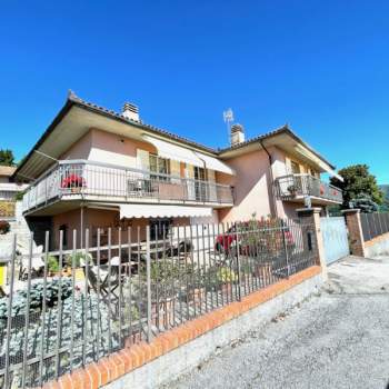 Villa in vendita a Ceranesi (Genova)