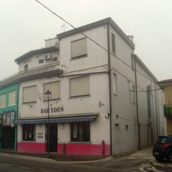 Negozio in vendita a Porto Viro (Rovigo)