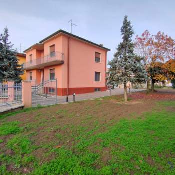 Casa singola in vendita a Concamarise (Verona)
