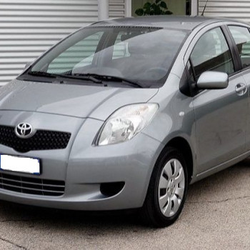 TOYOTA YARIS 1.0 5P LOUNGE 51KW NEOPATENTATI 