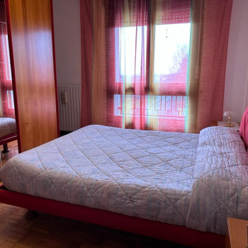 MIRA PORTE AMPIO E LUMINOSO APPARTAMENTO AL PIANO SECONDO